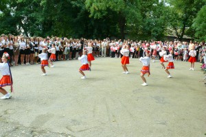 Сценарій свята першого дзвоника