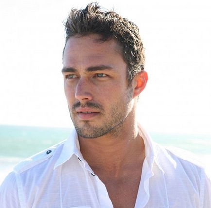 Taylor Kinney biografie și viața personală