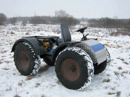 Terepjáró a gyalogos traktor kezével fotó és videó