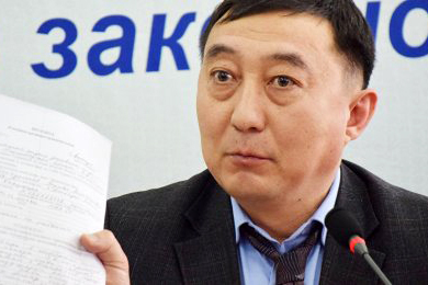 У Казахстані прихожан мечетей масово штрафують за проголошення слова «амінь» після молитви