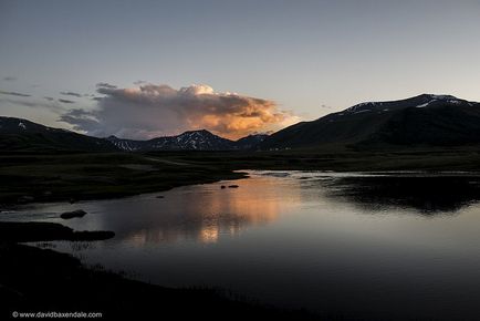 Cascade din corpus și tutorial pe fotografia Altai, descriere