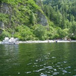 Cascada Korba este cea mai populară pe lacul Teletskoye