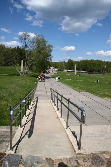 A második világháború után - Khatyn - falvak temető (második világháború), A második világháború után - Khatyn - Cemetery falvak