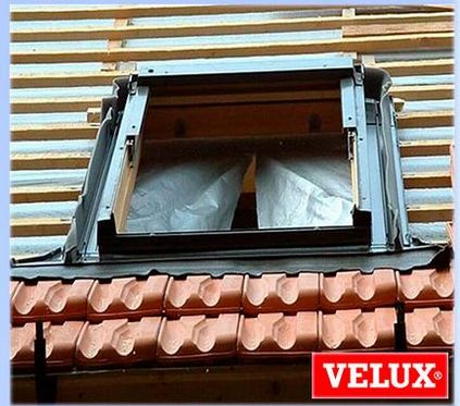 451-77-09 Монтаж мансардного вікна velux