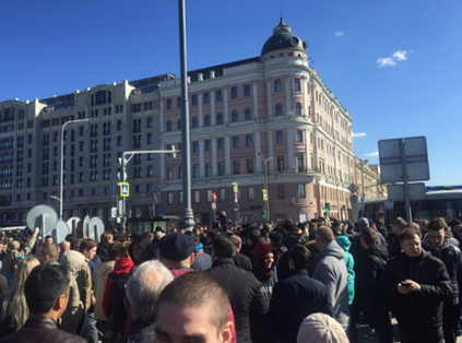 Олексій навальний - мітинги в Москві та Санкт-Петербурзі (фото, відео) в Москві і Пітері проходять