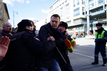 Олексій навальний - мітинги в Москві та Санкт-Петербурзі (фото, відео) в Москві і Пітері проходять