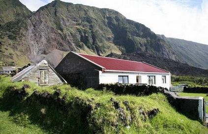 Arhipelagul Tristan da Cunha Localizare, descriere