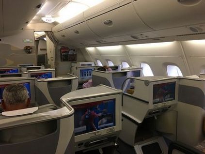 Clasa business emirates a380 salon foto și vârf