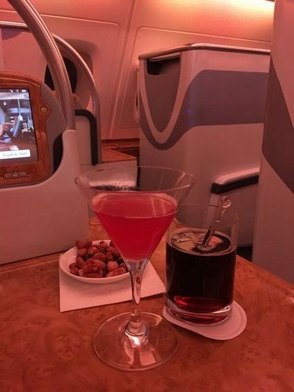 Бізнес клас emirates a380 фото салону і відгук