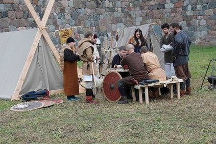 Бої в фортеці вікінги і стародавні латгали показали, як б'ються справжні чоловіки!