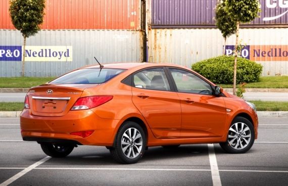 Care este mai bine - chevrolet cruze sau hyundai solaris care ar trebui să vă cumpere impulsul auto