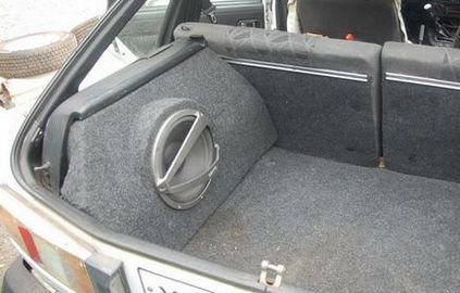 Facem un subwoofer-stealth cu mâinile noastre, fă-o singură