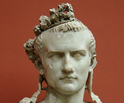 Van Caligula tette lovát a konzul