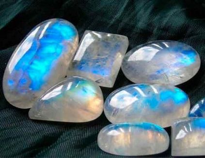 Gemstones talismans pentru femei de pește, ridica pe semnul de lunei zodiacale - face