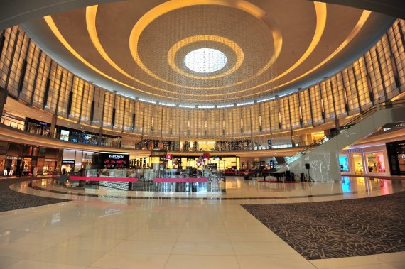 Emirates Mall, magazine din Dubai, ore de lucru, cum să ajungi acolo