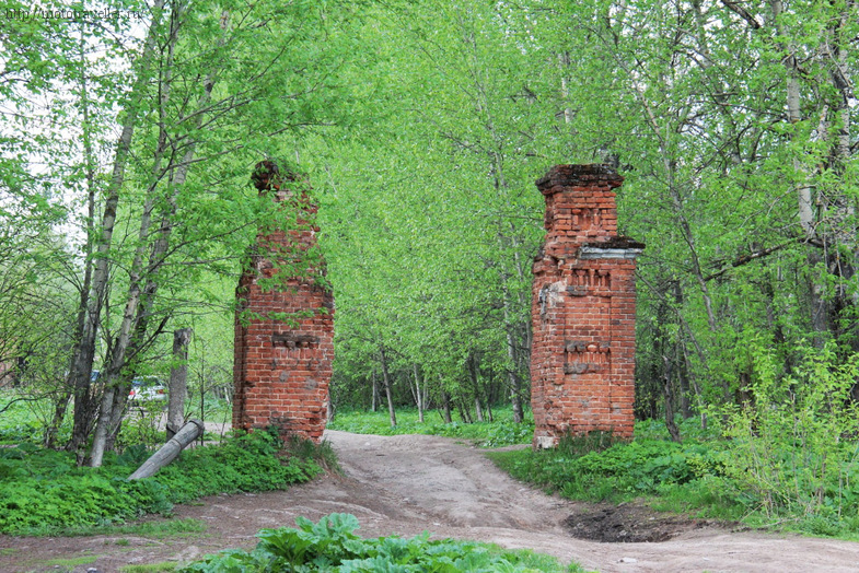 Фотозвіт про відвідування покинутій садиби Гребнєво у Фрязіно, подорожі на мотоциклі і не тільки