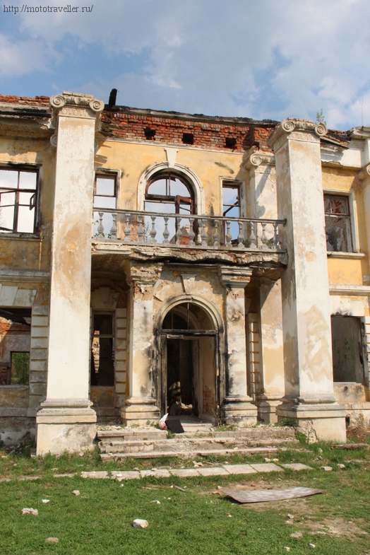 Фотозвіт про відвідування покинутій садиби Гребнєво у Фрязіно, подорожі на мотоциклі і не тільки