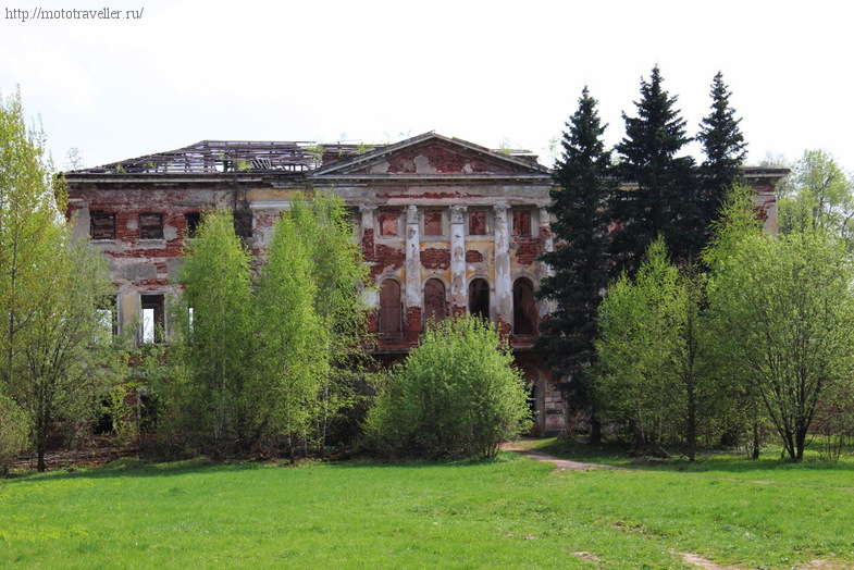 Фотозвіт про відвідування покинутій садиби Гребнєво у Фрязіно, подорожі на мотоциклі і не тільки