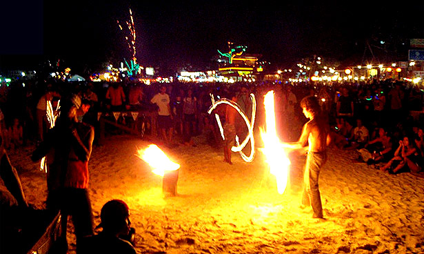 Full Moon Party pe planul pangan, fotografie, prețuri, cum să ajungi acolo