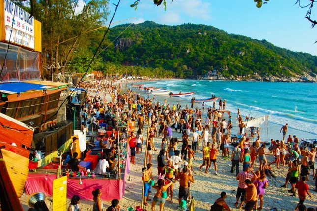 A telihold fél Phangan menetrend, fotók, árak, hogyan lehet eljutni oda (telihold party) A telihold fél Phangan menetrend, fotók, árak, hogyan lehet eljutni