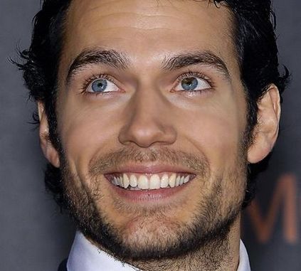 Hollywoodi hírességek, akik kontaktlencsét visel (kopott) Hollywoodi hírességek, akik kontaktlencsét visel