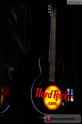 Hard rock cafe, indonesia, bali - «рок-н-рольне кафе з доброзичливою атмосферою і кінськими