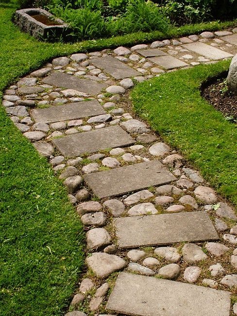 Цікаві ідеї кам'яних доріжок в саду