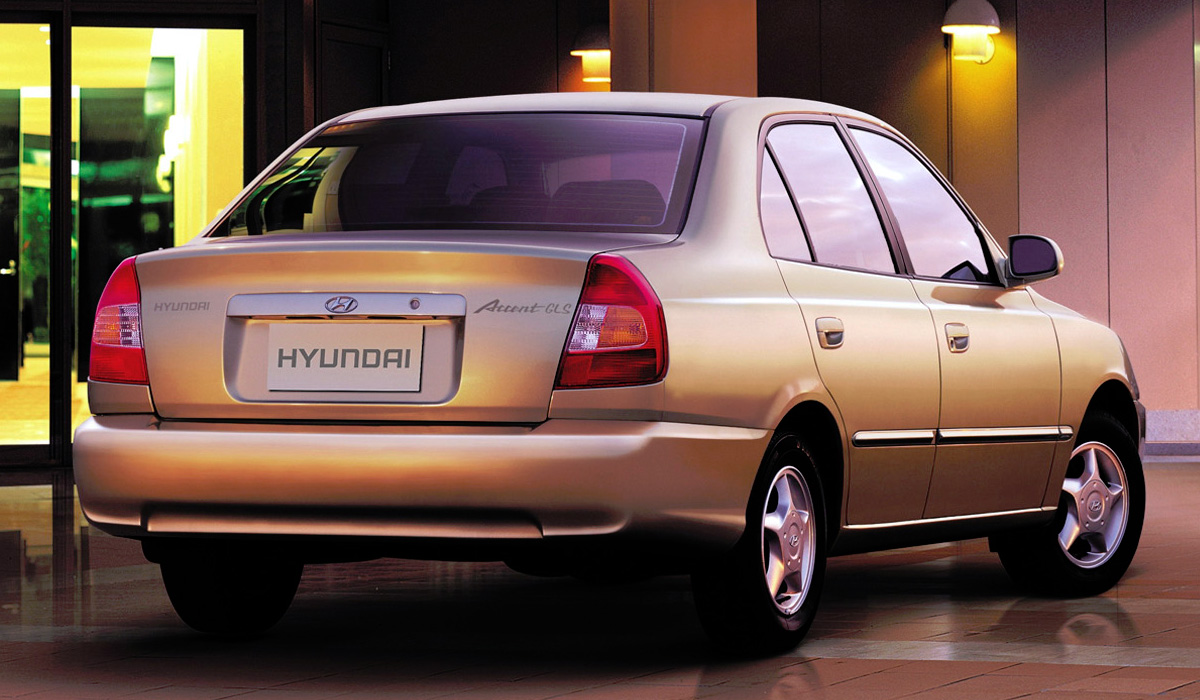 Történelem és funkciók Hyundai Accent (hyundai) Történelem és funkciók Hyundai Accent