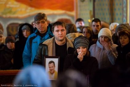 Ismert televíziós műsorvezető Alexei Ursu töltötte utolsó utazás (fotó) (fotó) Ismert televíziós műsorvezető Alexei Ursu töltötte utolsó utazás (fotó)