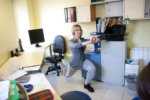 Cum să nu crească grăsime în birou și să devină sănătos, fitness