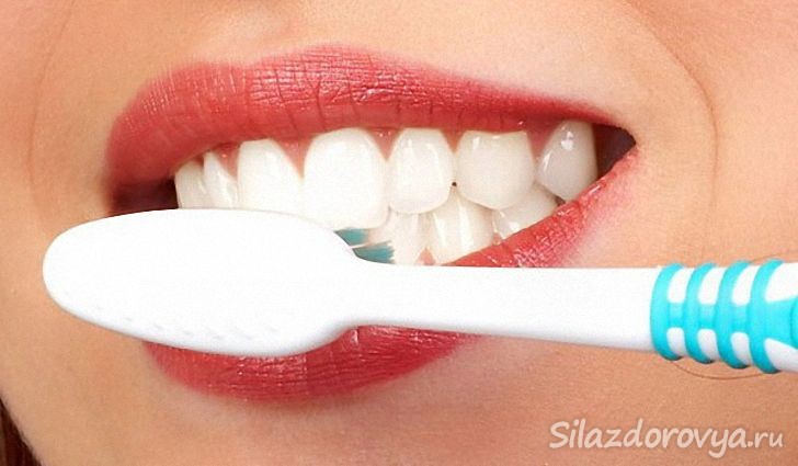 Hogyan tisztítható fogak otthon sárgulás - hogyan fehéríti a fogakat otthon 8