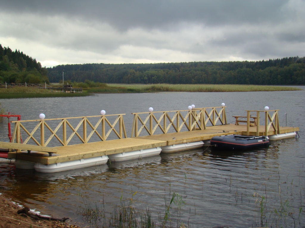 Як оформити човновий гараж на воді (як оформити землю або воду під човновий гараж на воді)