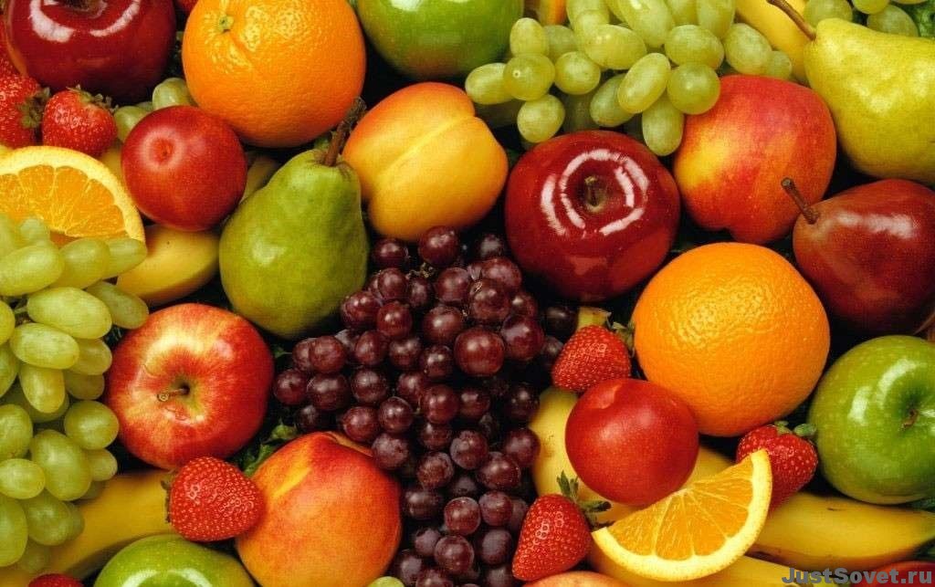 Cum sa gatiti compotul de fructe de padure proaspete si fructe, retete pentru iarna