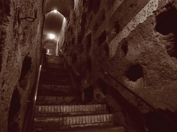 Катакомби Рима загадки і легенди підземель