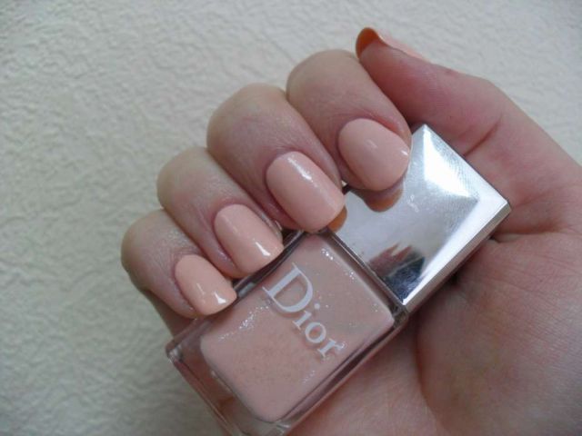 Szájruzsok dior (árnyékban 906 fekete sequin, 908 Tuxedo, 257 inkognitóban, 704 nirvána, 189 pink (rózsaszín) Szájruzsok dior (árnyékban 906 fekete sequin, 908 Tuxedo, 257 inkognitóban, 704 Nirvana, rózsaszín 189
