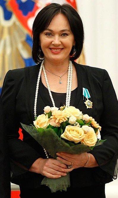 Лариса Гузєєва розповіла, що Малахова «вже рвуть на частини»