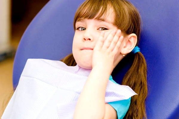 Tratamentul pulpitei și parodontitei dinților la copii