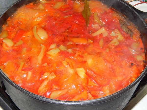 Rețetă Lecho cu pastă de tomate, cu fotografie pas cu pas - rețete simple - site-ul feminin
