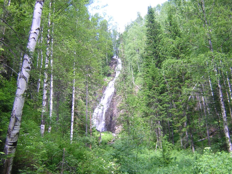 Trasee de călătorie în jurul cascadei Khakassia - cascada Chinzburg