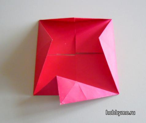 Maestru lotus de hârtie de clasă în tehnica origami - hobby de mare