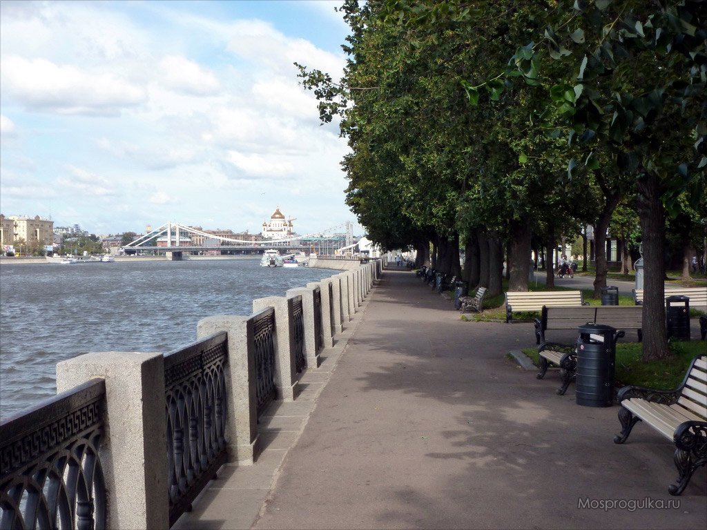 Mossprohulka Pushkinskaya Embankment