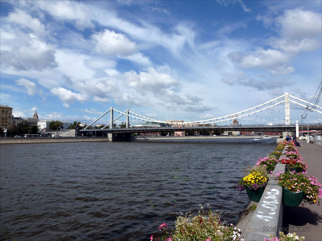 Mossprohulka Pushkinskaya Embankment