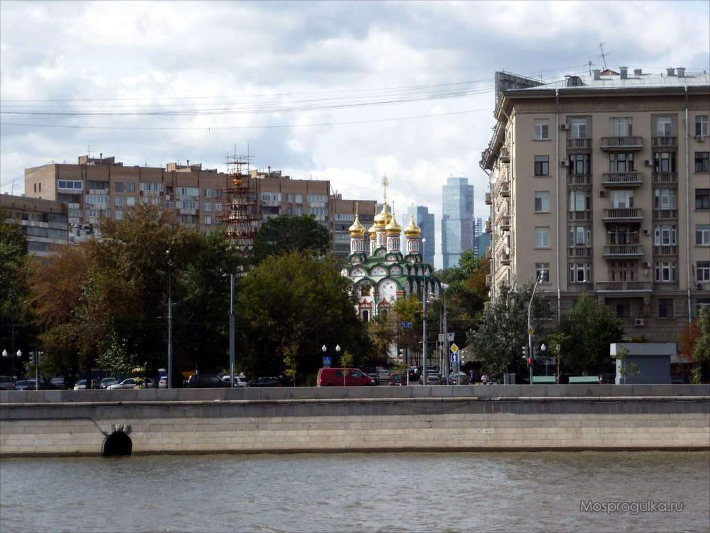 Моспрогулка пушкінська набережна