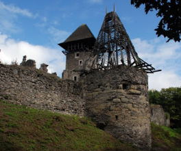 Castelul Nevitsky, istoria sa și cum se ajunge acolo