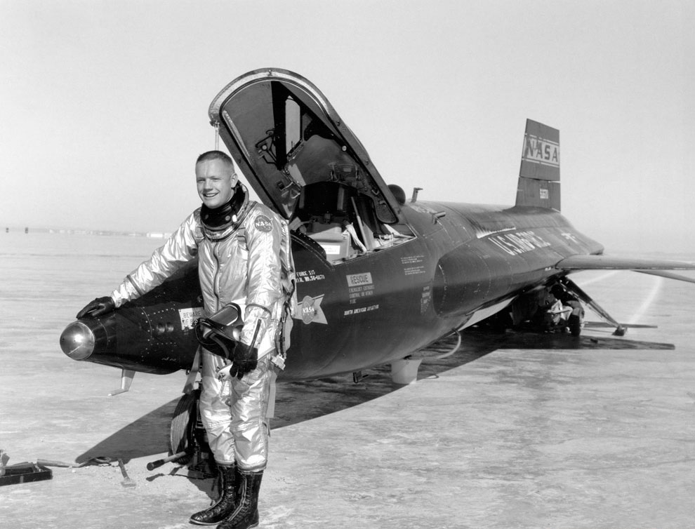 Neil Armstrong - az első ember a Holdon (1930 - 2012), fotó hírek