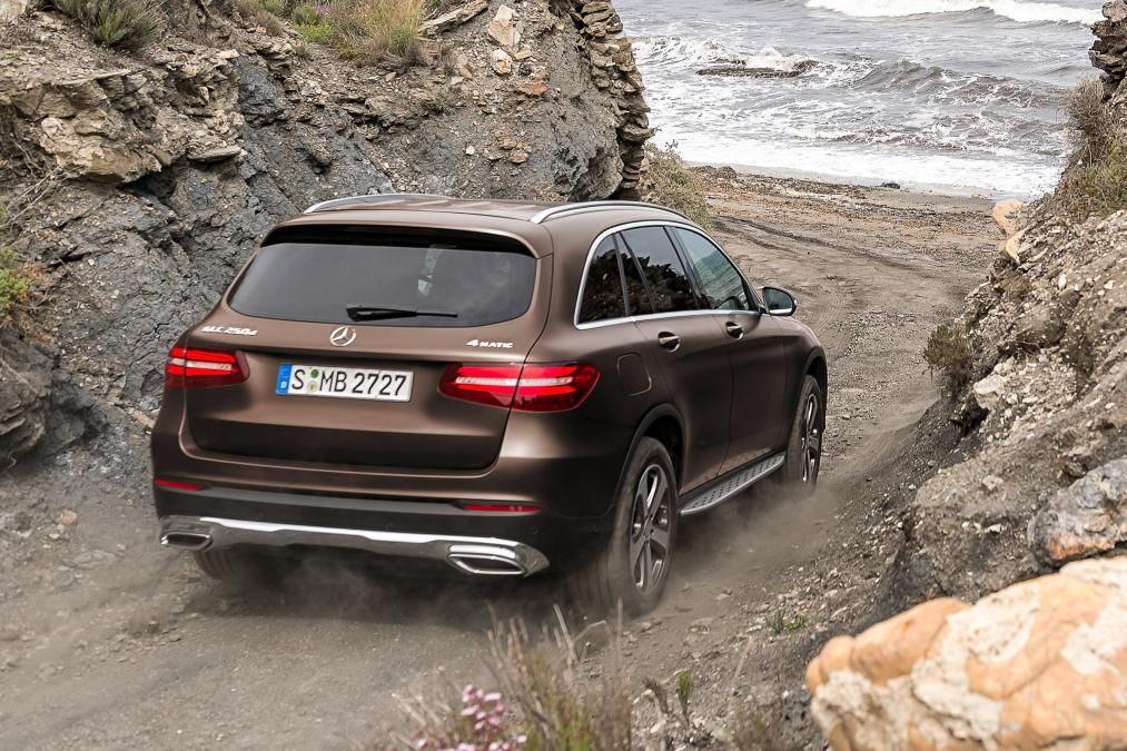 Новий mersedes-benz glc отримає позашляховий пакет