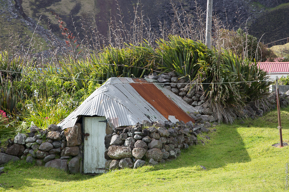 Sziget Tristan da Cunha-, Edinburgh, a Seven Seas