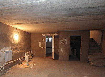 Опалення, каналізація та вентиляція підвалу в багатоповерховому багатоквартирному будинку