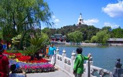 Beihai Park - az egyik legnépszerűbb parkok Pekingben, a kínai akcentussal