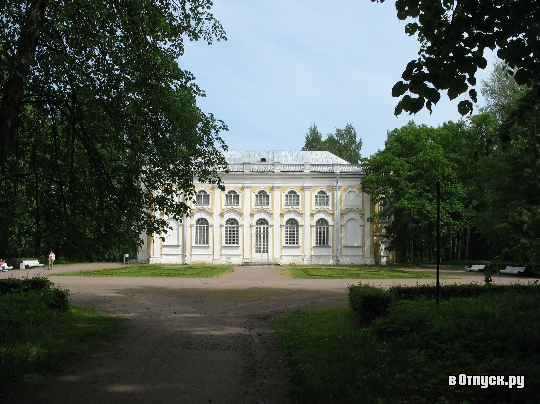 Павільйон «кам'яне застави» опис і фото